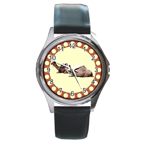 Sitting camels Round Metal Watch from ArtsNow.com Front