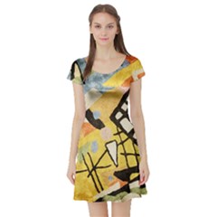 Short Sleeve Skater Dress Front Short Sleeve Skater Dress Front