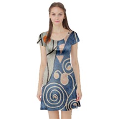 Short Sleeve Skater Dress Front Short Sleeve Skater Dress Front