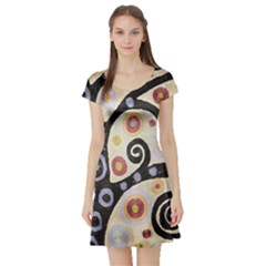 Short Sleeve Skater Dress Front Short Sleeve Skater Dress Front