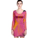 Magenta Boardwalk Carnival, Abstract Ocean Shimmer Long Sleeve Velvet Bodycon Dress