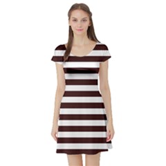 Short Sleeve Skater Dress Front