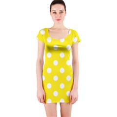 Short Sleeve Bodycon Dress Front