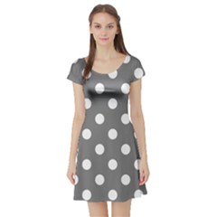 Short Sleeve Skater Dress Front