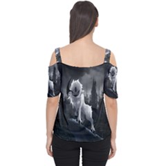 Cutout Shoulder T-Shirt 