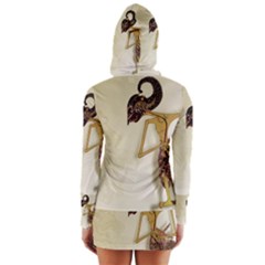 Long Sleeve Hooded T-shirt 
