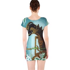Short Sleeve Bodycon Dress Back Short Sleeve Bodycon Dress Back