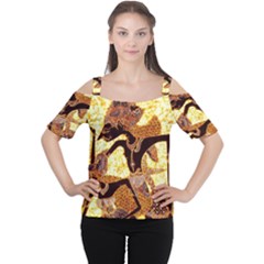 Cutout Shoulder T-Shirt 