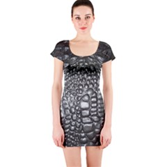 Short Sleeve Bodycon Dress Front Short Sleeve Bodycon Dress Front