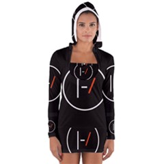Long Sleeve Hooded T-shirt 