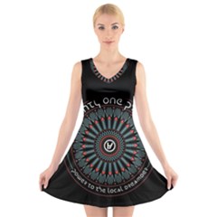 V-Neck Sleeveless Dress 