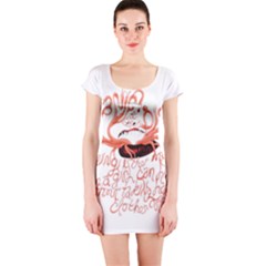 Short Sleeve Bodycon Dress Front Short Sleeve Bodycon Dress Front
