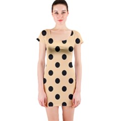 Short Sleeve Bodycon Dress Front