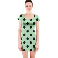 Short Sleeve Bodycon Dress Front
