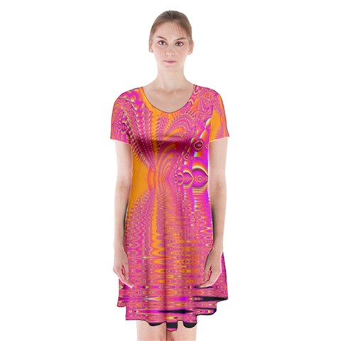 Magenta Boardwalk Carnival, Abstract Ocean Shimmer Short Sleeve V