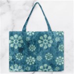 Snow Flake Art Zipper Medium Tote Bag