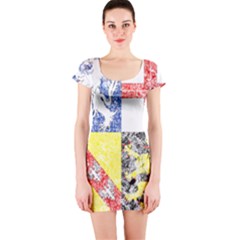 Short Sleeve Bodycon Dress Front Short Sleeve Bodycon Dress Front