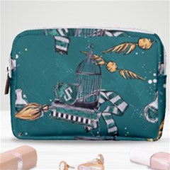 Make Up Pouch (Medium) 