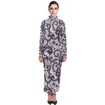 Encaje Turtleneck Maxi Dress