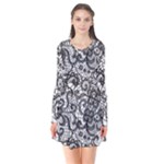 Encaje Long Sleeve V-neck Flare Dress