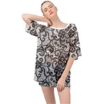 Encaje Oversized Chiffon Top