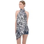 Encaje Halter Asymmetric Satin Top