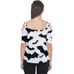 Cutout Shoulder T-Shirt 