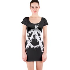 Short Sleeve Bodycon Dress Front Short Sleeve Bodycon Dress Front
