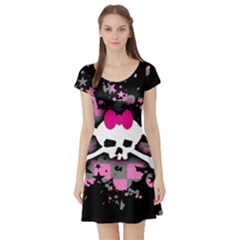 Short Sleeve Skater Dress Front Short Sleeve Skater Dress Front