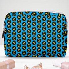 Make Up Pouch (Medium) 