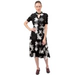 Black and White Jigsaw Puzzle Pattern Keyhole Neckline Chiffon Dress