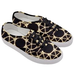 Women s Classic Low Top Sneakers 