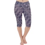 Violet Textured Mosaic Ornate Print Lightweight Velour Cropped Yoga Leggings