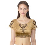 I Am Strong, Calm  And Protected By The Infinite Universe Short Sleeve Crop Top