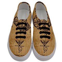 Men s Classic Low Top Sneakers 
