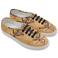 Women s Classic Low Top Sneakers 