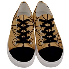 Men s Low Top Canvas Sneakers 