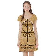 Short Sleeve Skater Dress Front
