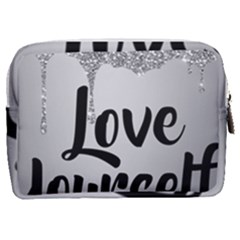 Make Up Pouch (Medium) 