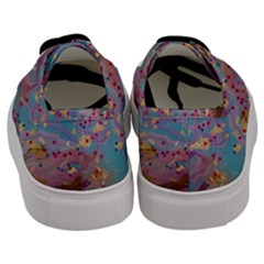Men s Classic Low Top Sneakers 