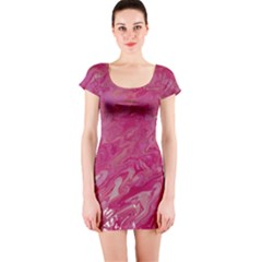 Short Sleeve Bodycon Dress Front Short Sleeve Bodycon Dress Front