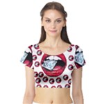 Lips & Diamonds CBDOilPrincess 62cd68e7-1aab-47ac-986a-7899c6d06da7 Short Sleeve Crop Top