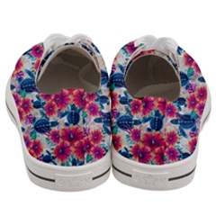 Women s Low Top Canvas Sneakers 