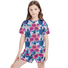 Kids  T-Shirt And Sports Shorts Set 