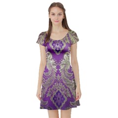 Short Sleeve Skater Dress Front Short Sleeve Skater Dress Front