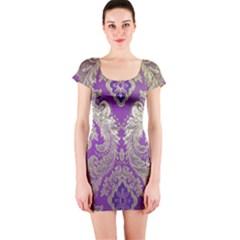 Short Sleeve Bodycon Dress Front Short Sleeve Bodycon Dress Front