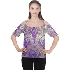 Cutout Shoulder T-Shirt 