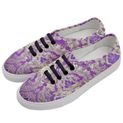 Women s Classic Low Top Sneakers 