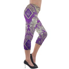 Lightweight Velour Capri Leggings  