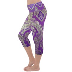 Lightweight Velour Capri Yoga Leggings 